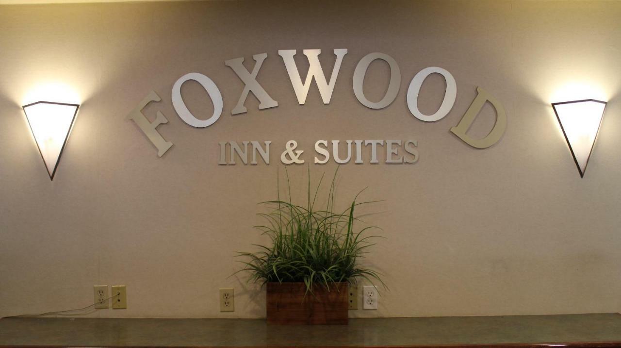 Foxwood Inn And Suites Fox Creek المظهر الخارجي الصورة